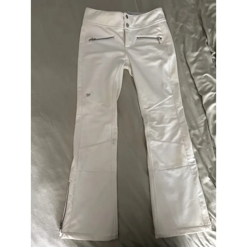 Obermeyer Clio Softshell Ski Pants 4 in White - Picture 3 of 8